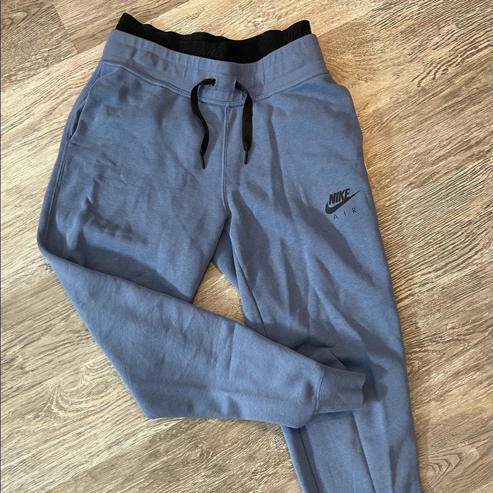 Nike joggers